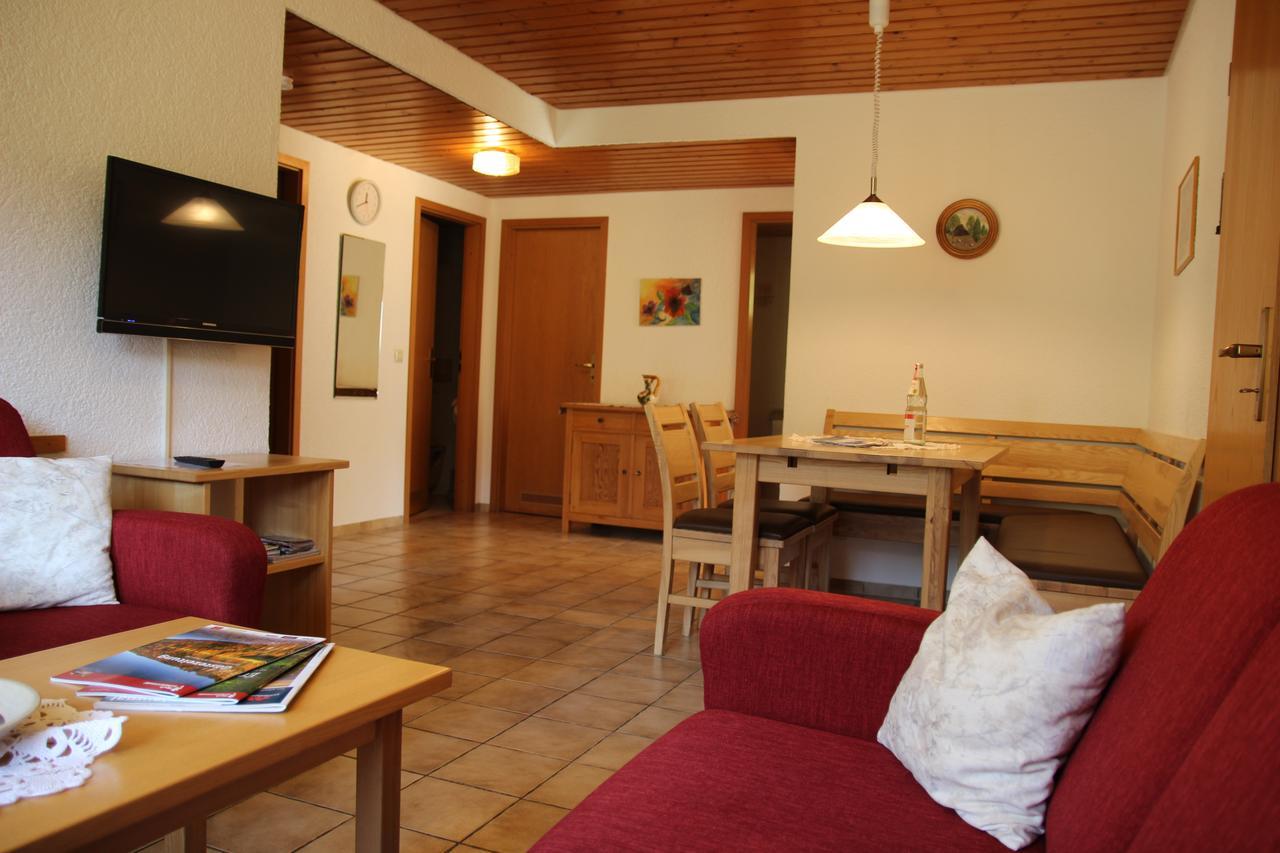 Steiert Panorama Apartments トートナウ エクステリア 写真